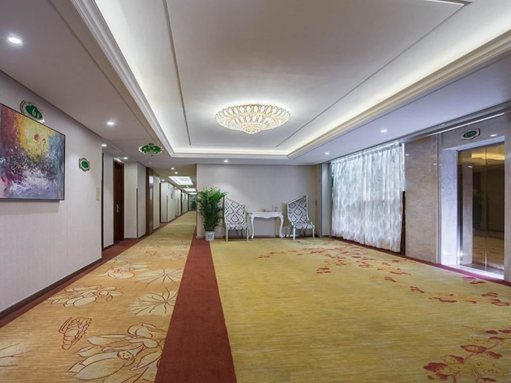 Vienna Classic Hotel Guangzhou Yanling Road Exterior photo